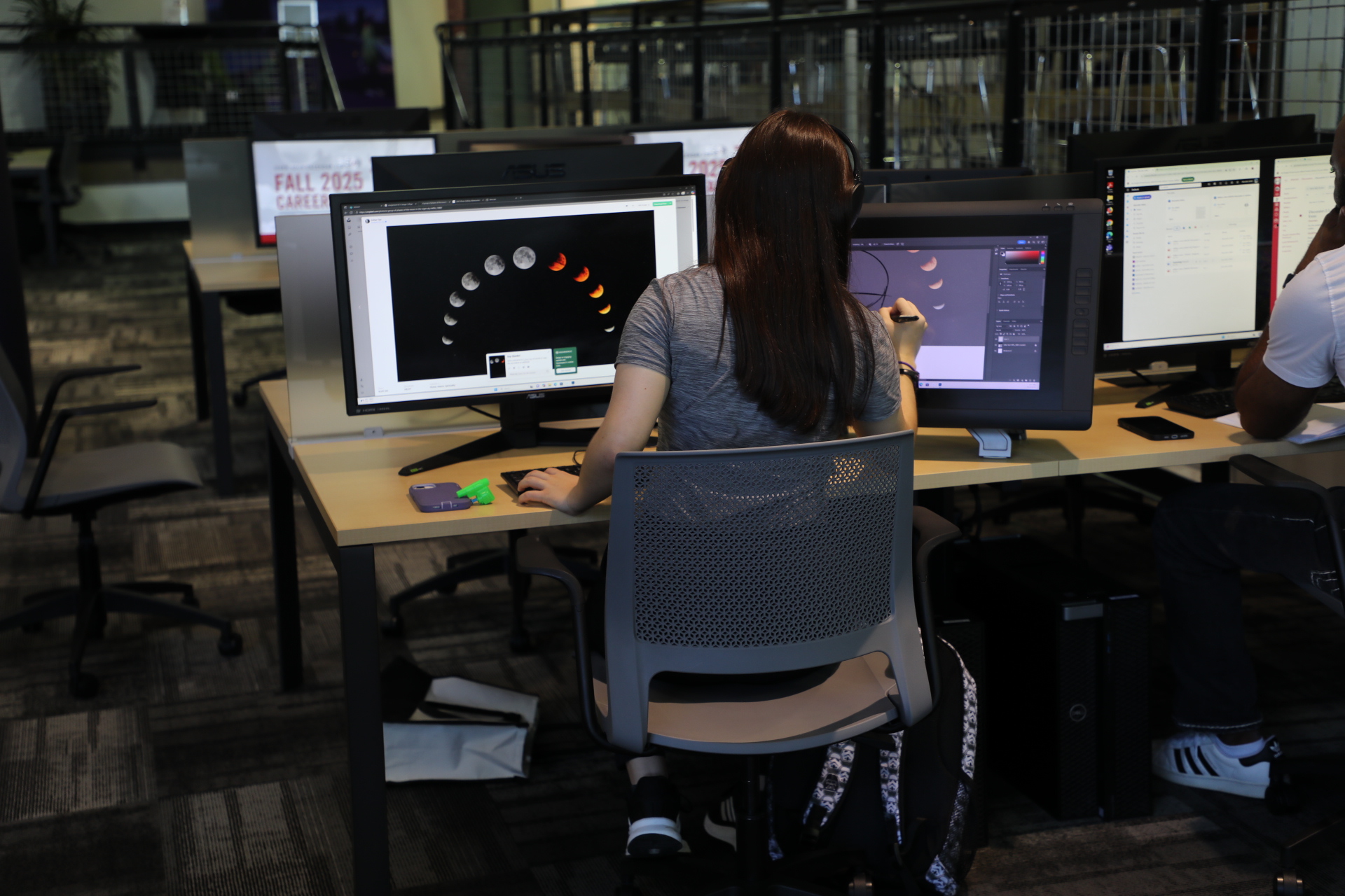 UAT Advertising Art Degree-graphic design degree 2
